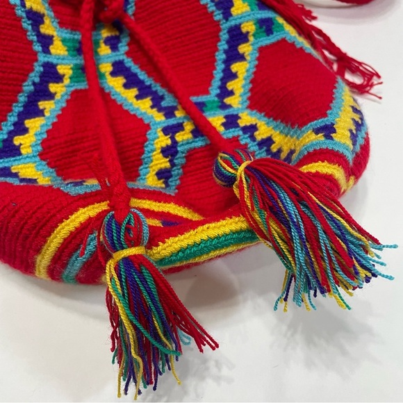 Red Woven Hobo bucket Shoulder Bag. Tassels. Hippie. Pre-owned. - Picture 5 of 12